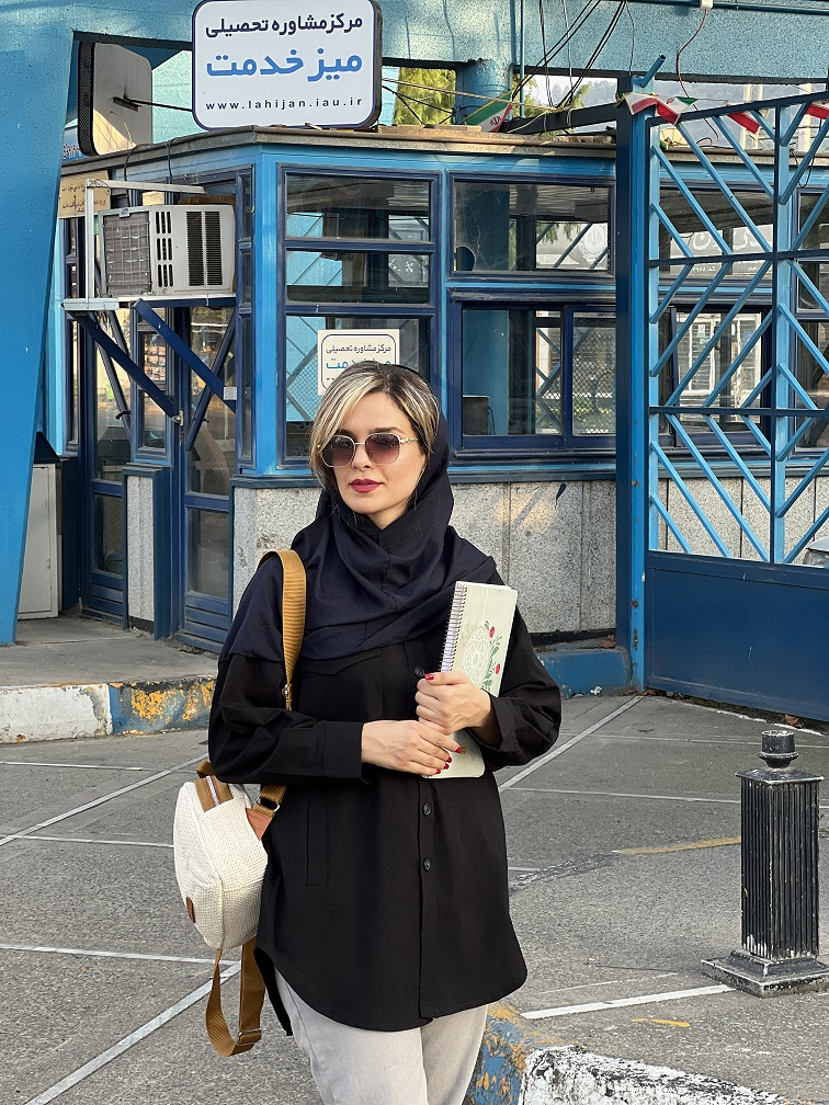مانتو ساره