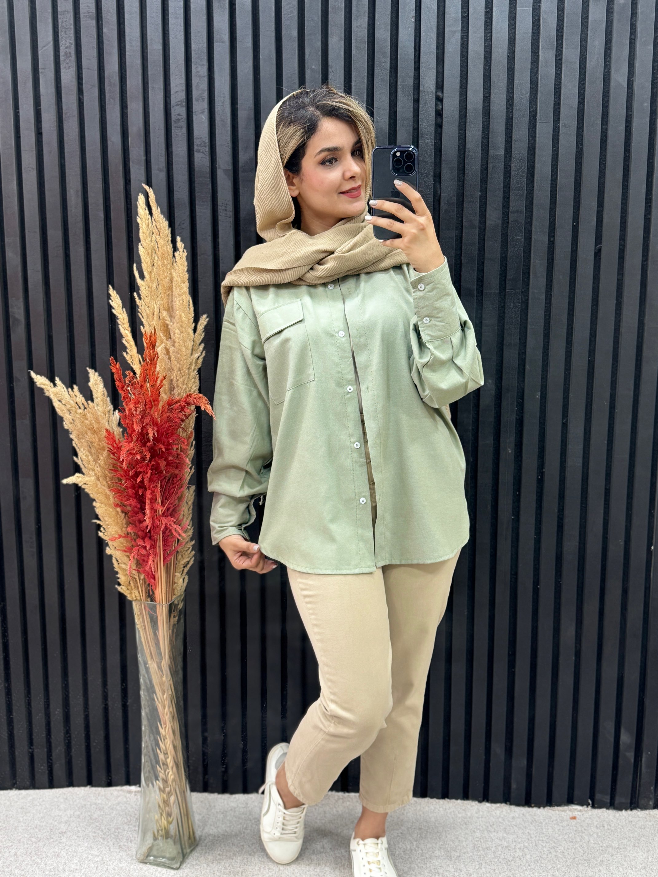 مانتو لینن ترمه دارای ایراد جزیی