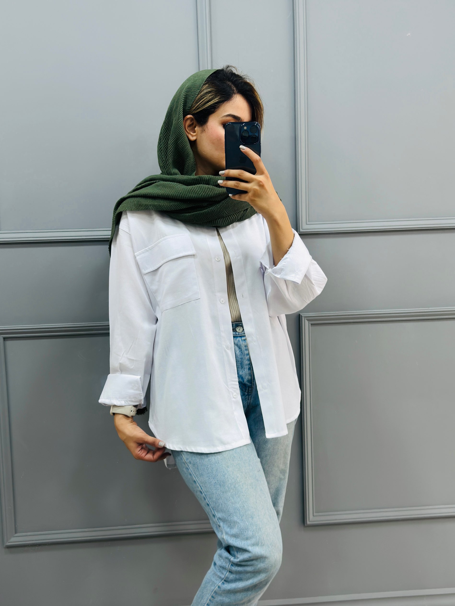 مانتو لینن ترمه دارای ایراد جزیی