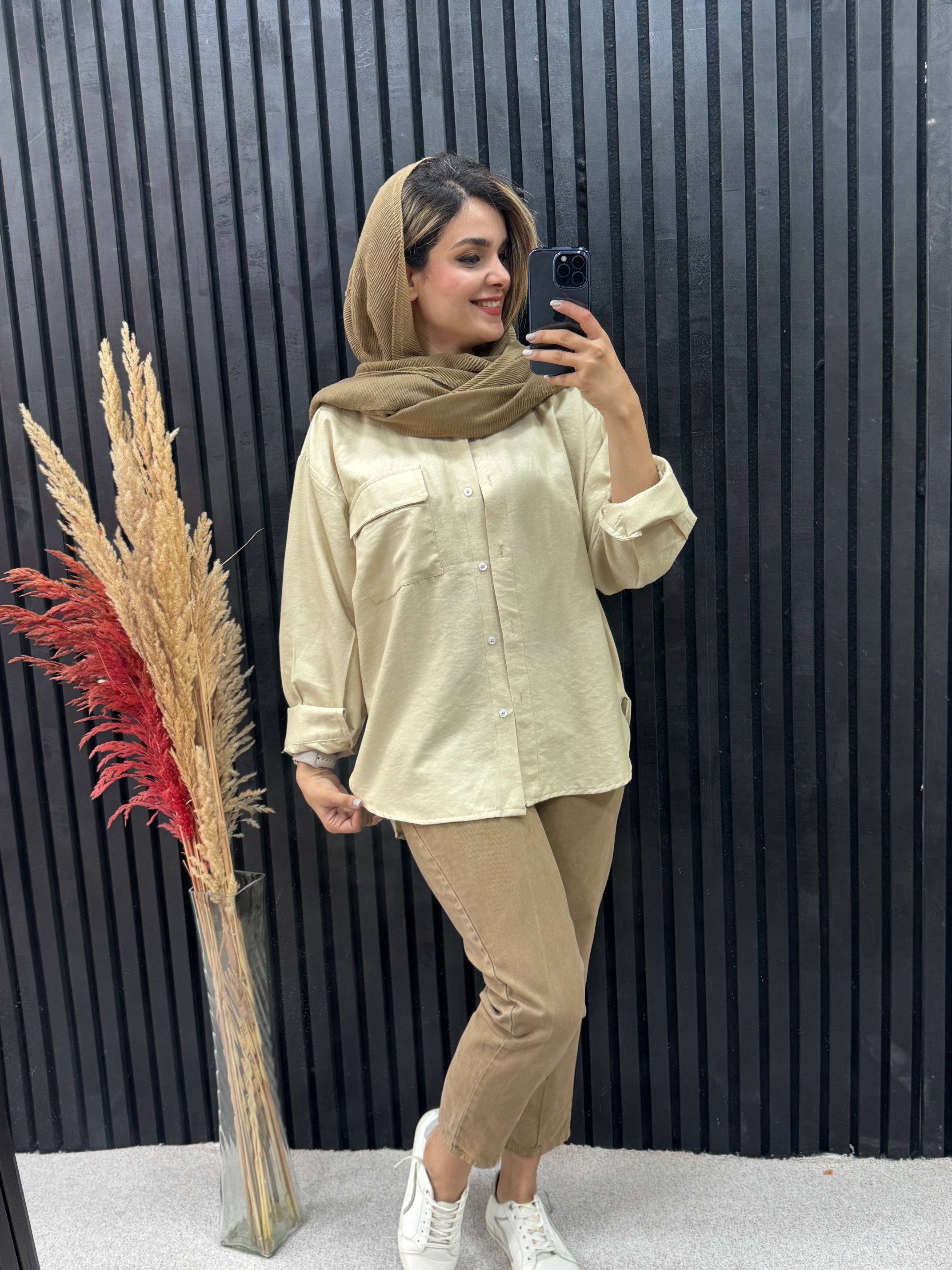 مانتو لینن ترمه دارای ایراد جزیی