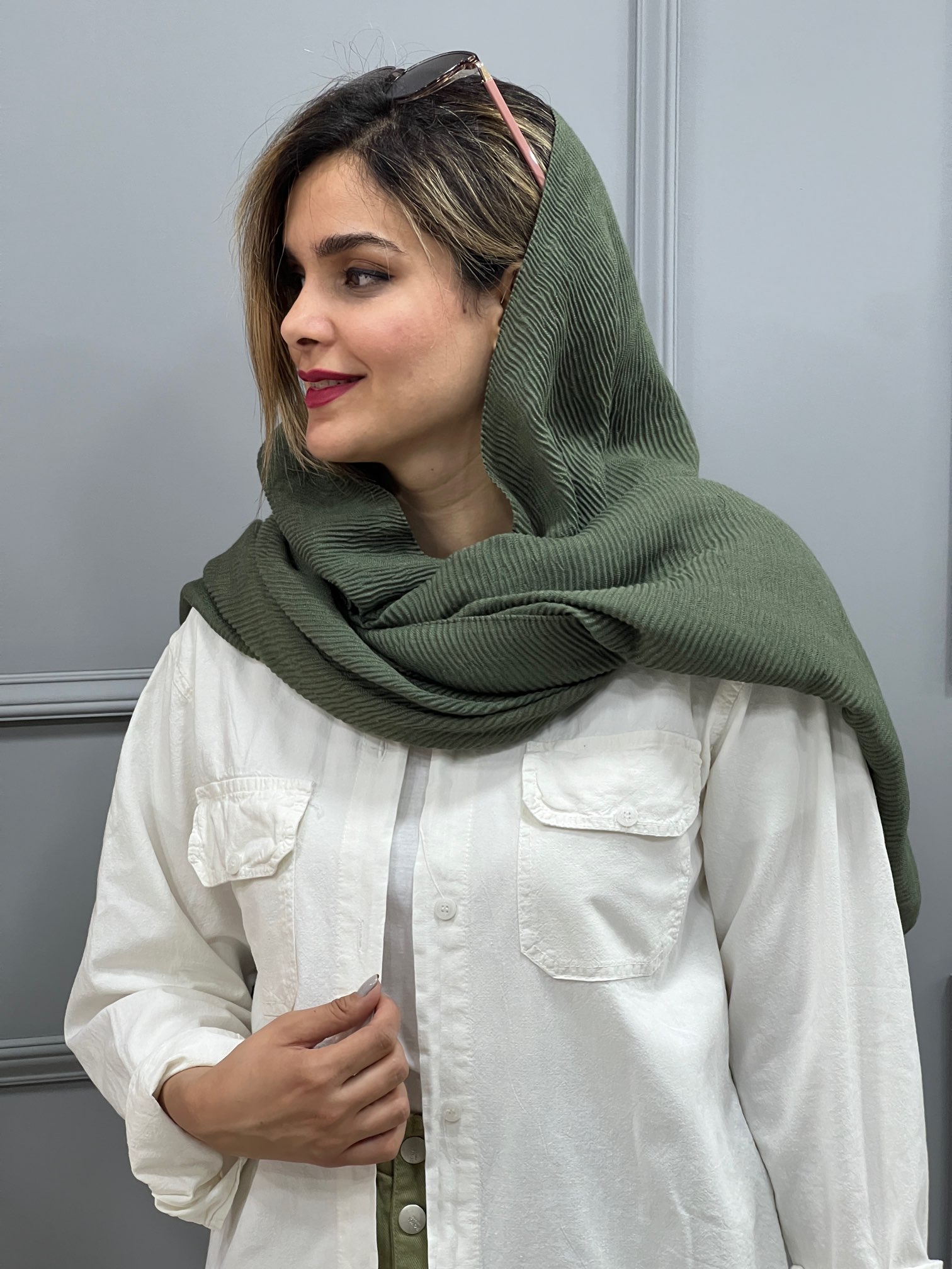 مانتو لینن اِلی