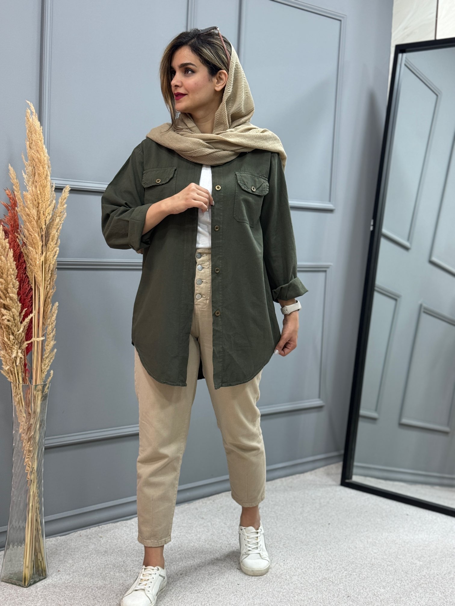 مانتو لینن اِلی