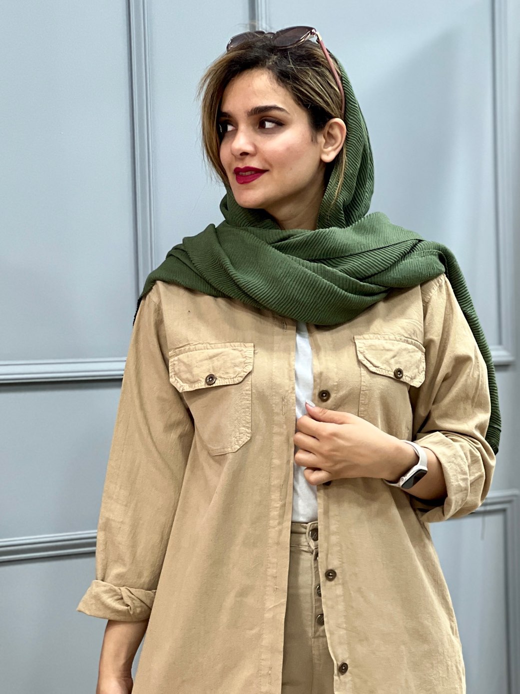 مانتو لینن اِلی