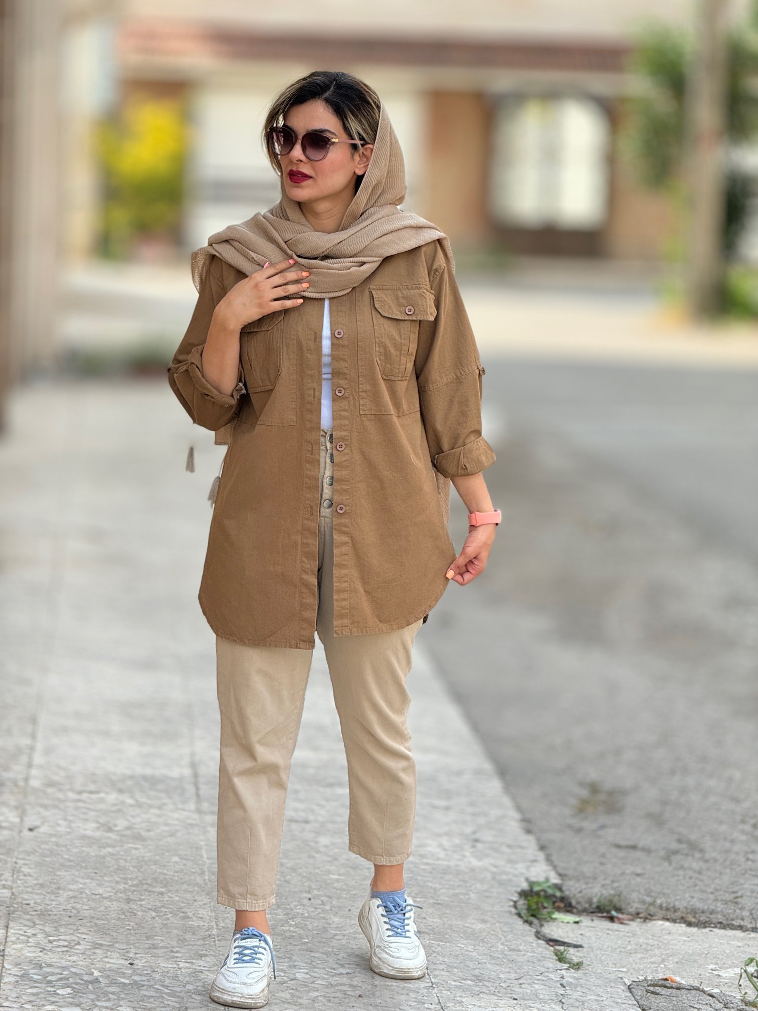 مانتو لینن ساتین ( دارای ایراد جزیی)