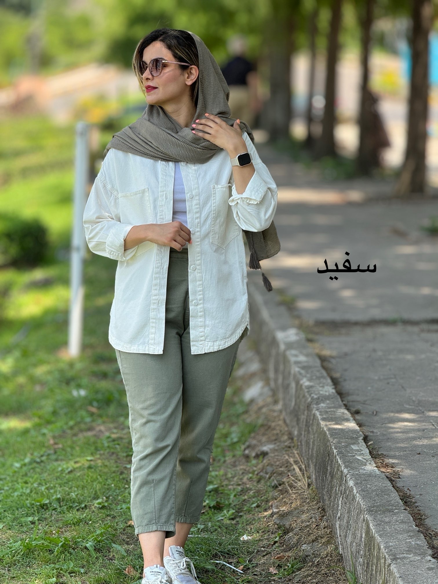 کتان رنگی مَنگو