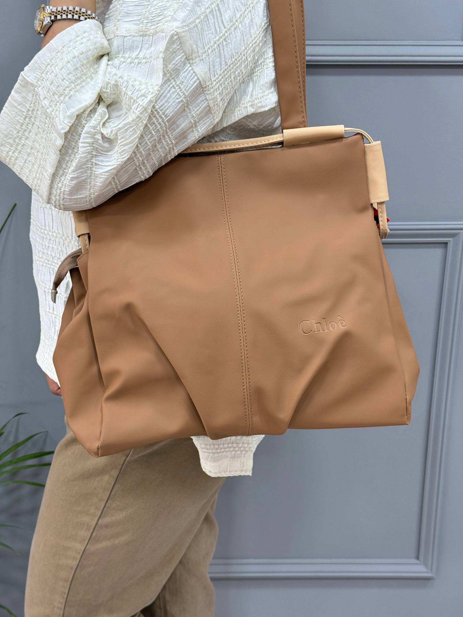 کیف دوشی تارا