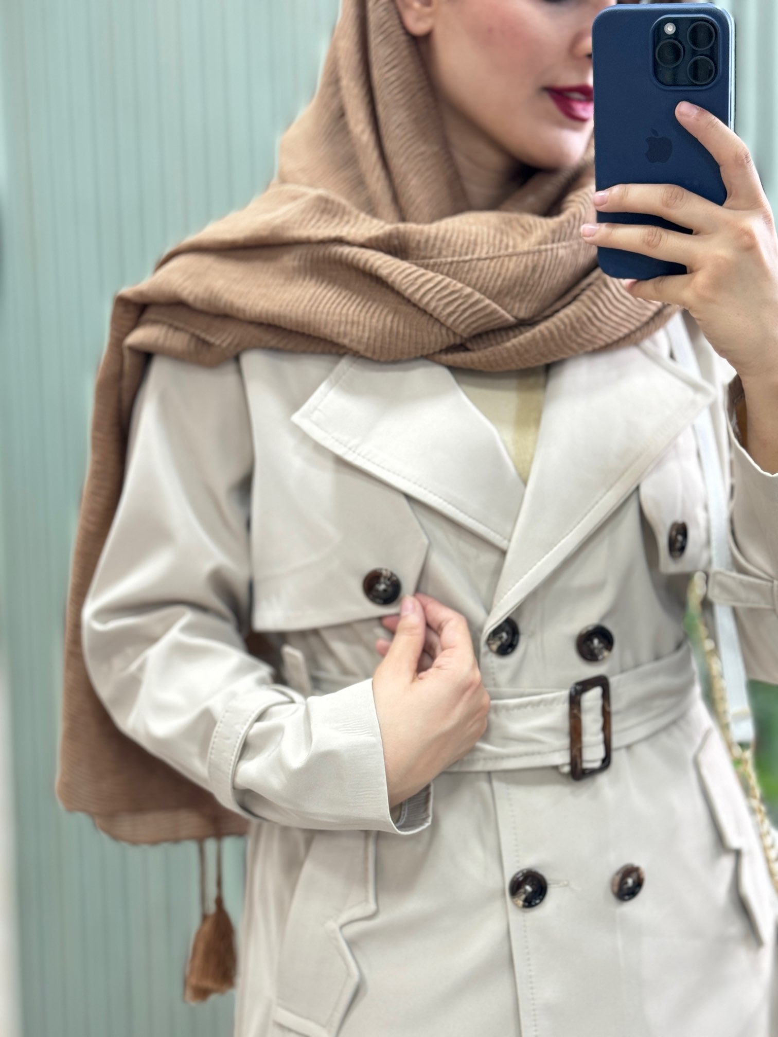 بارونی ضدآب آدنا