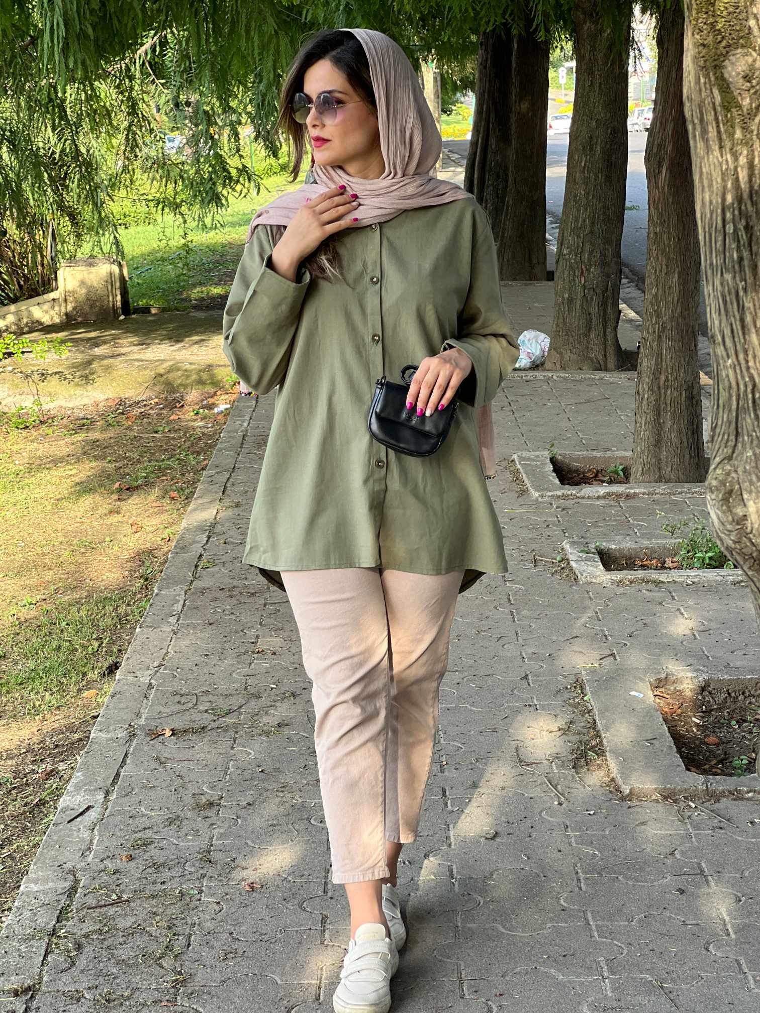مانتو زنانه سایه ( دارای ایراد جزئی )