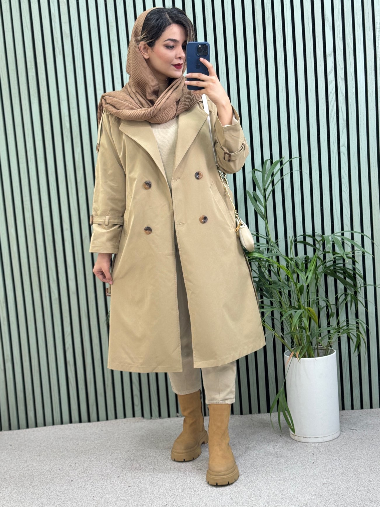 بارونی آستردار دلینا (شارژ به زودی)