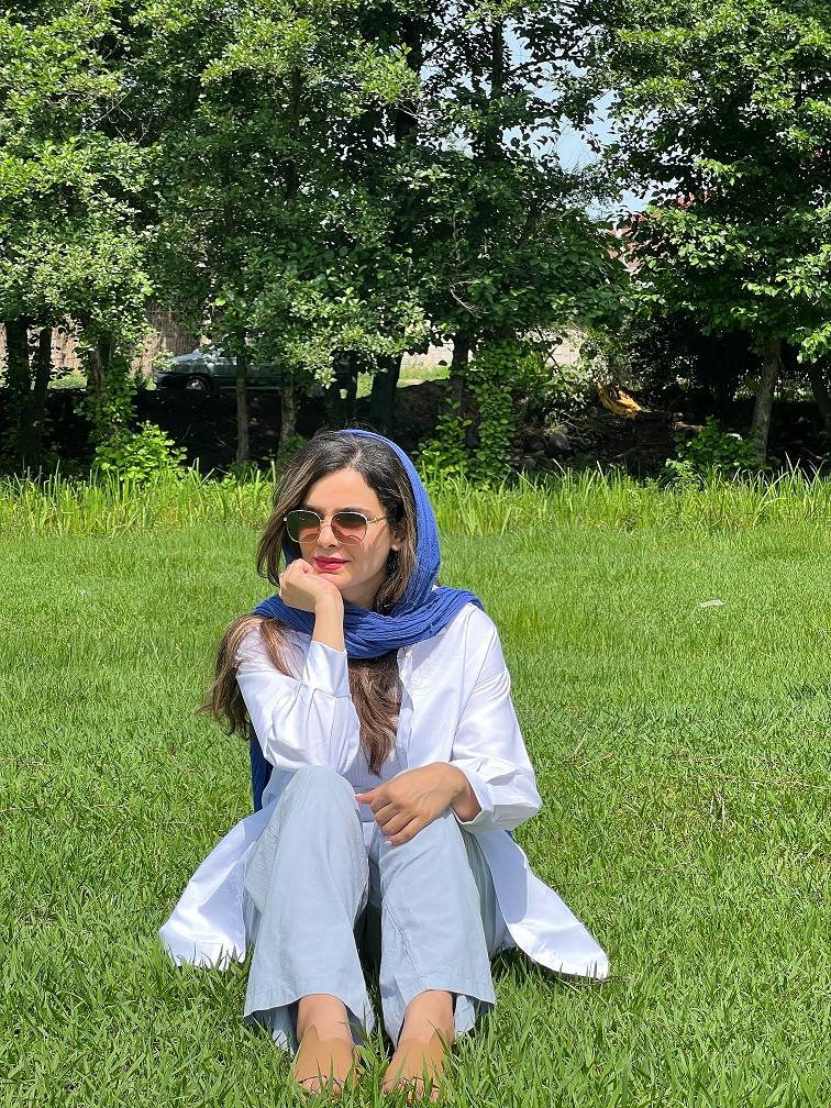 مانتو شومیز سفید ساده ( دارای ایراد جزئی )