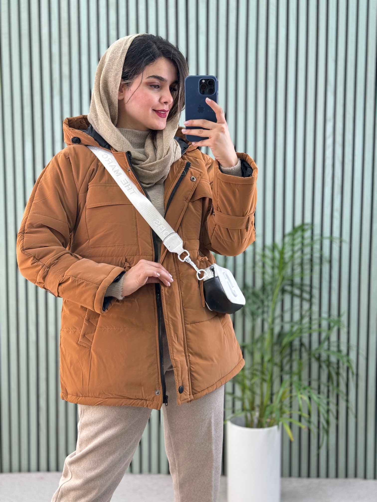 کاپشن کلاهدار ونوس