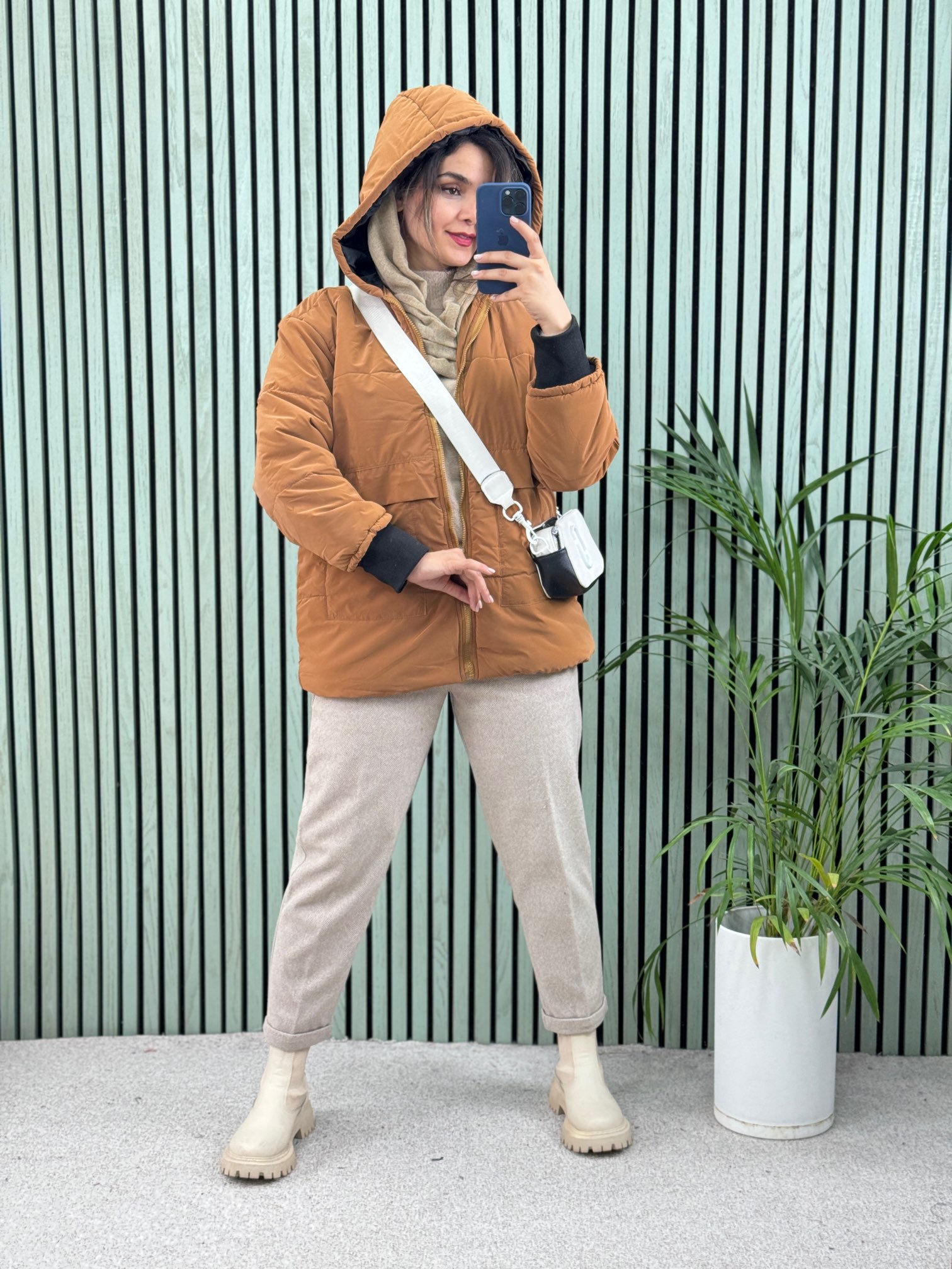 کاپشن کلاهدار نیل