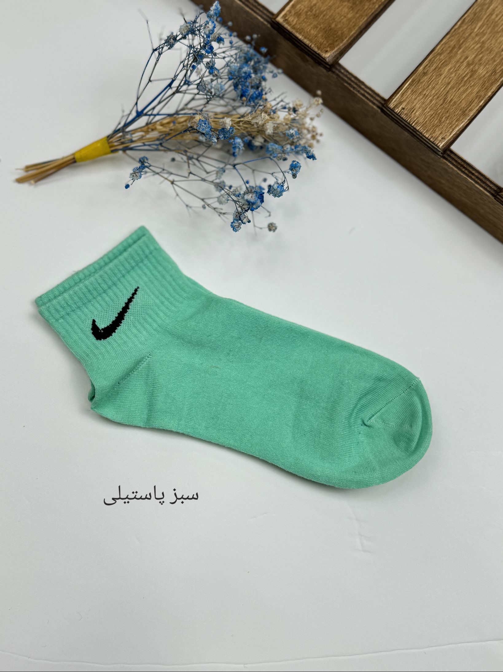 جوراب زنانه مدادرنگی