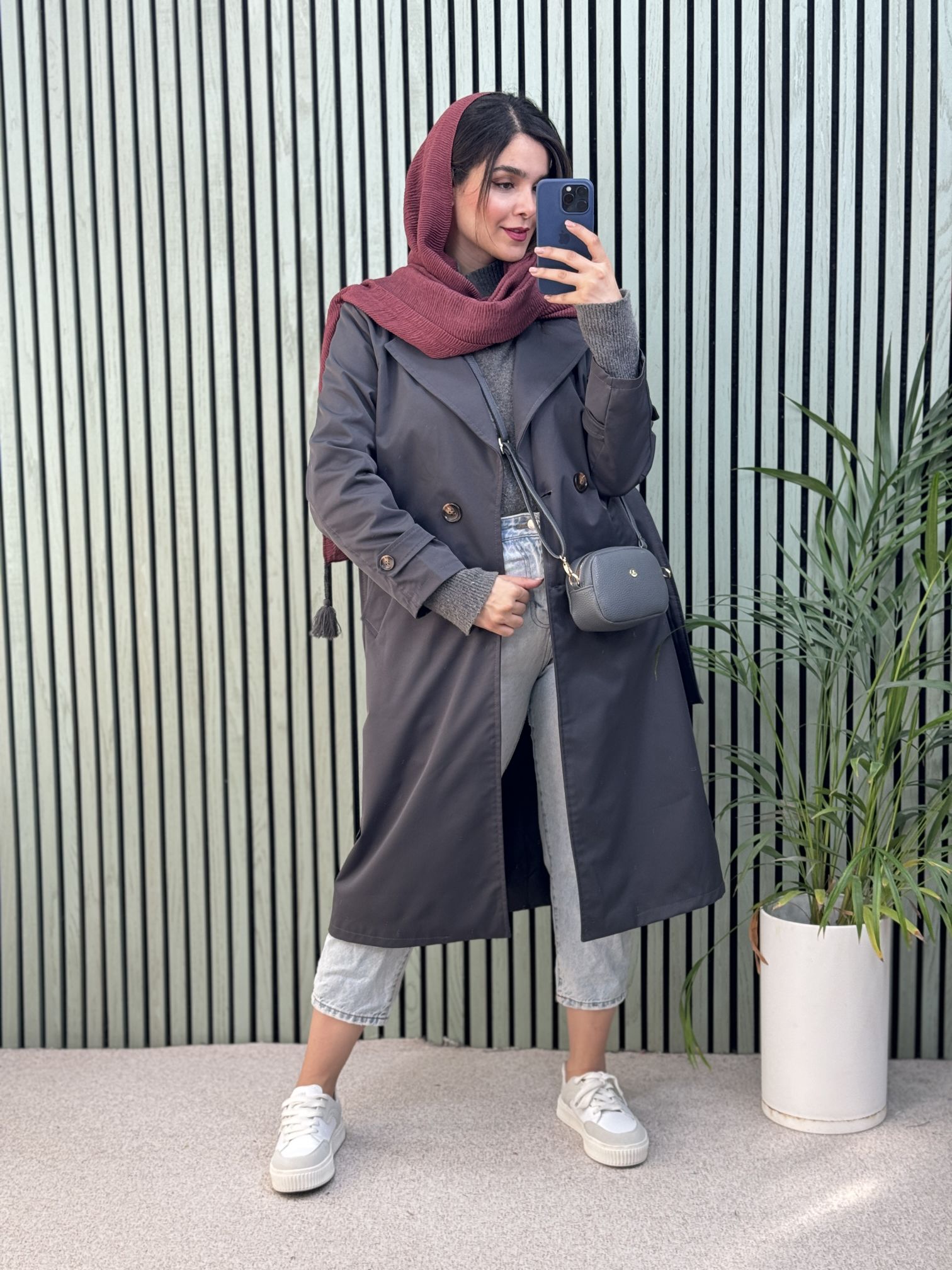 بارونی آستردار بلند پَروا
