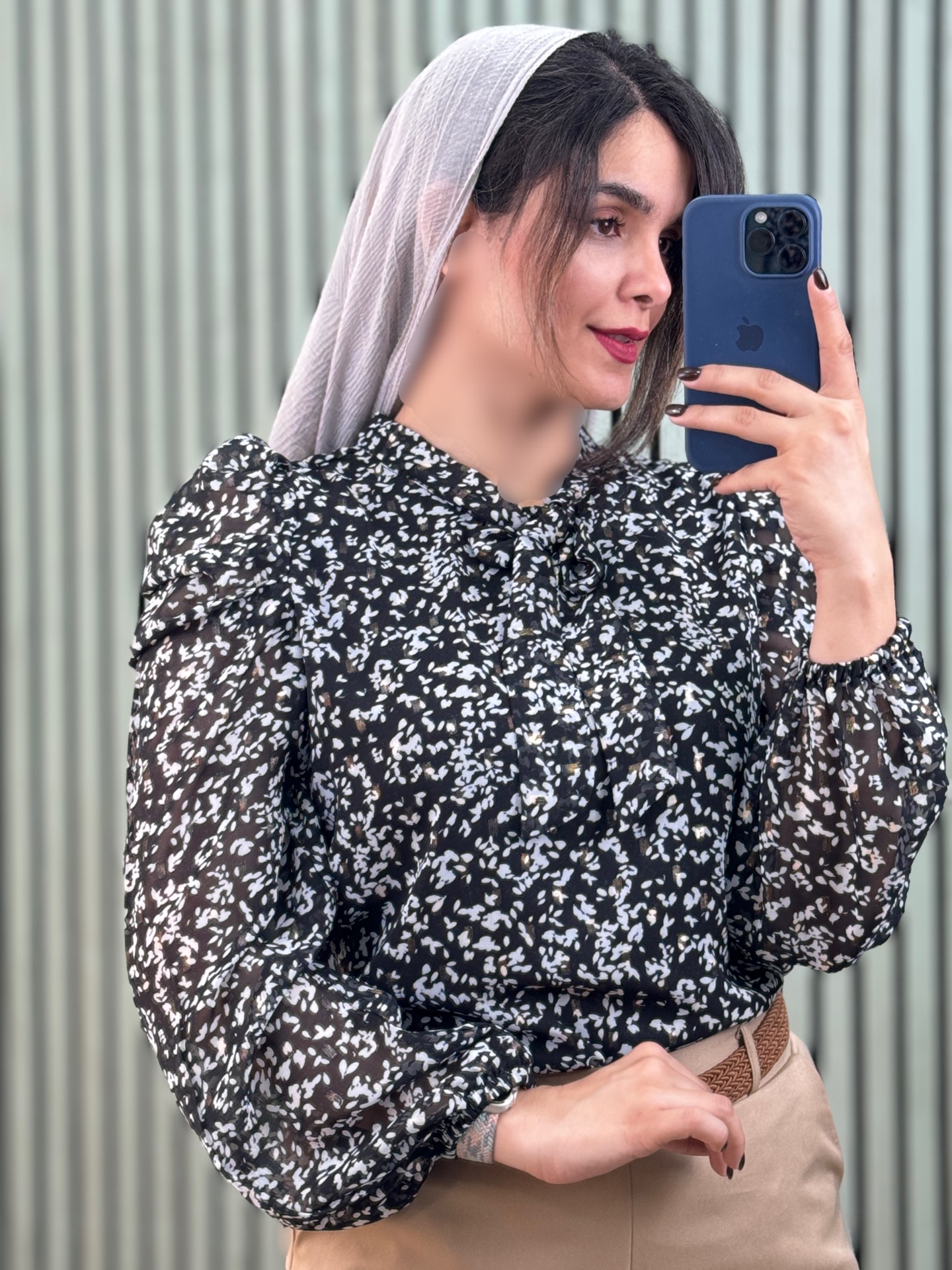 شومیز یقه کراواتی