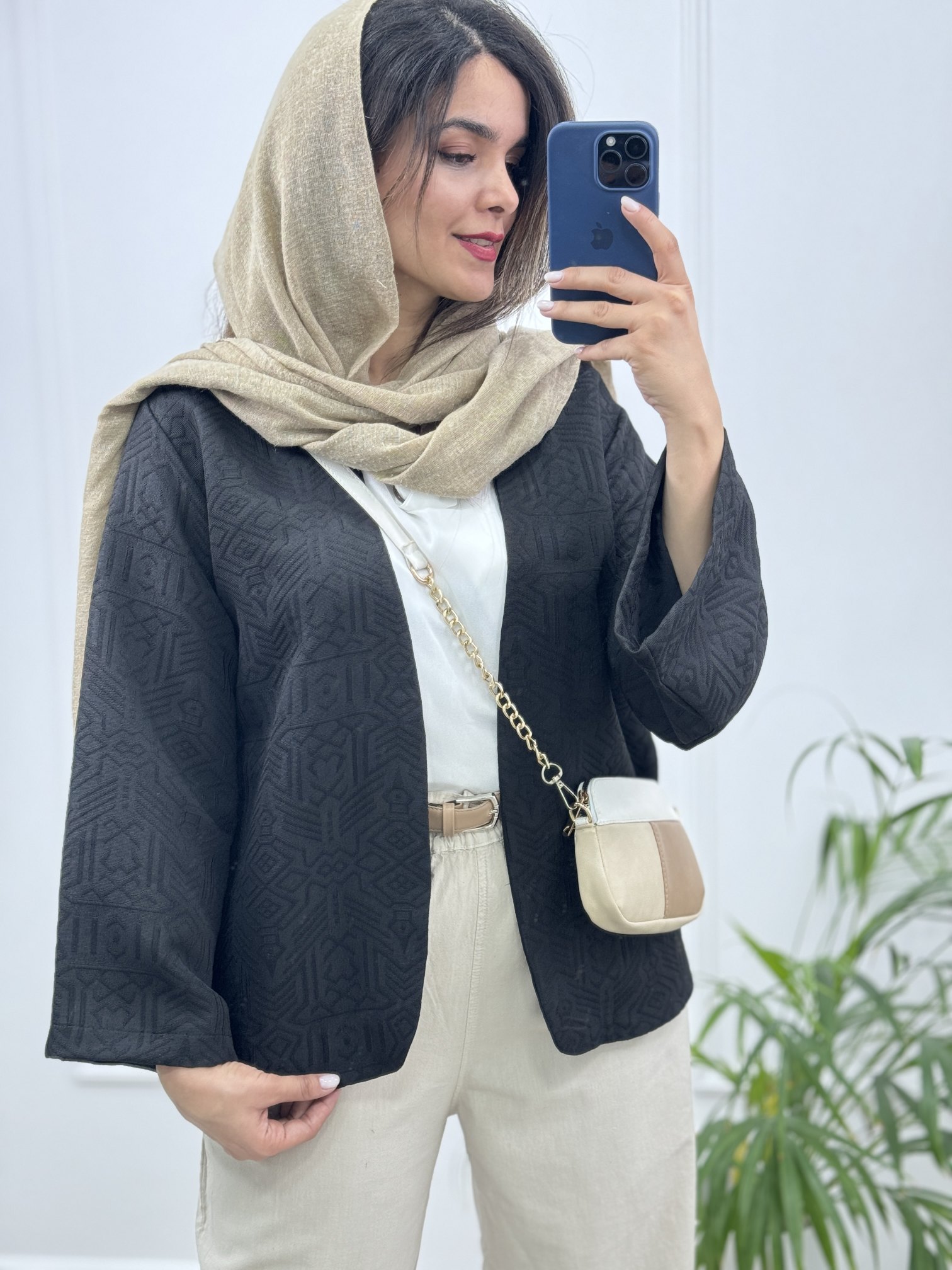 کت مزونی آوا