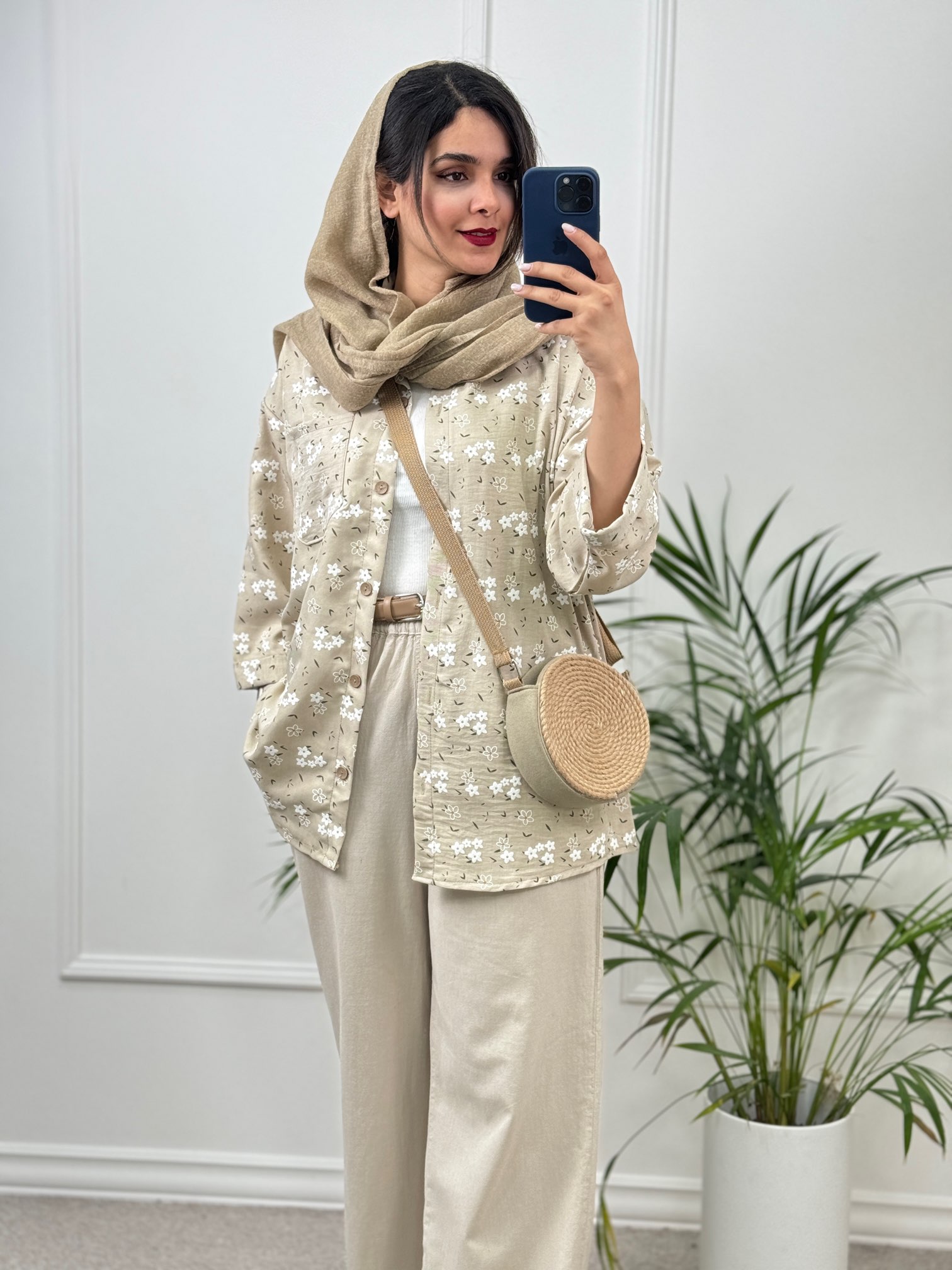 مانتو‌ شومیزی نازلی