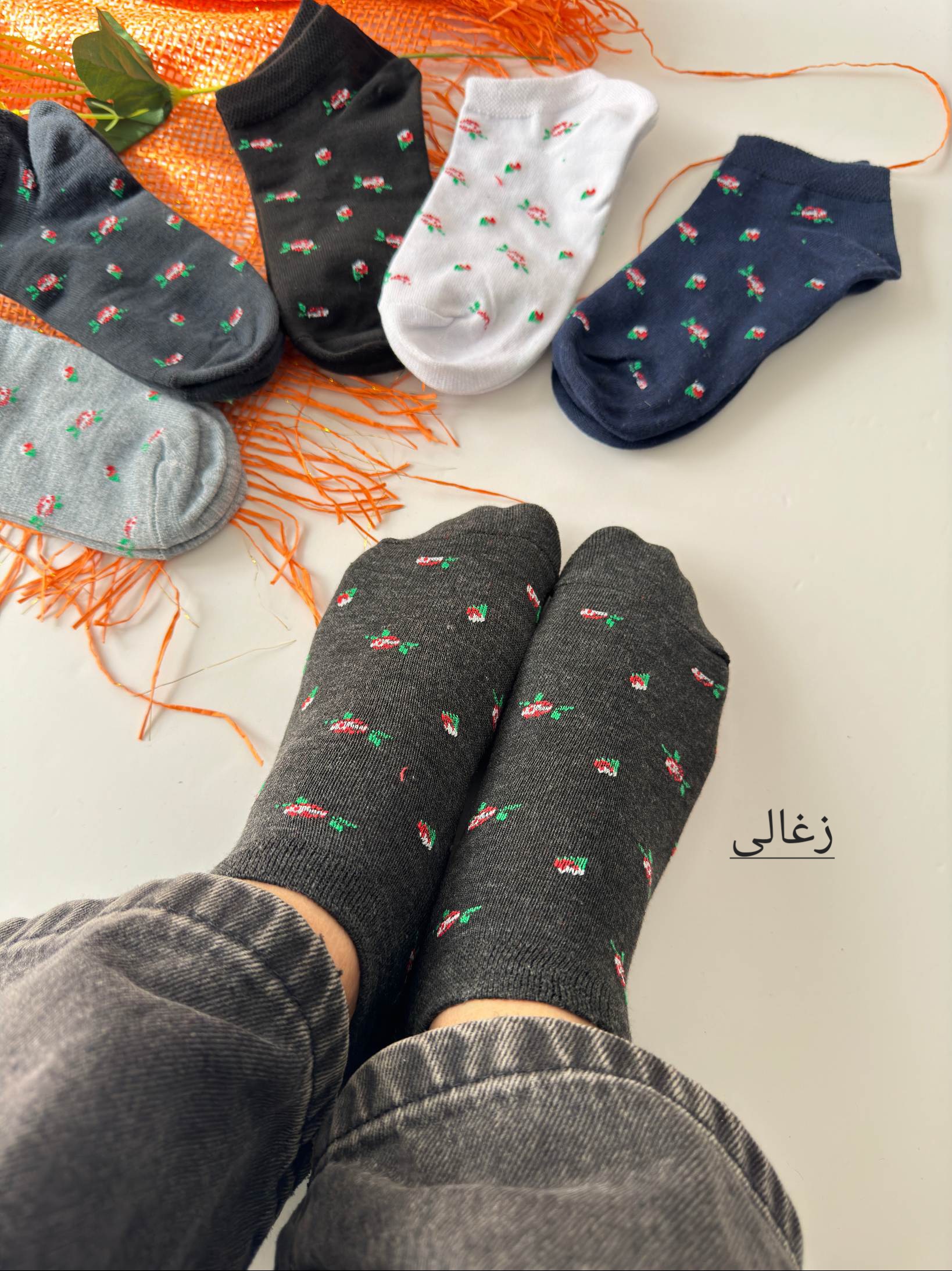 جوراب گُلی