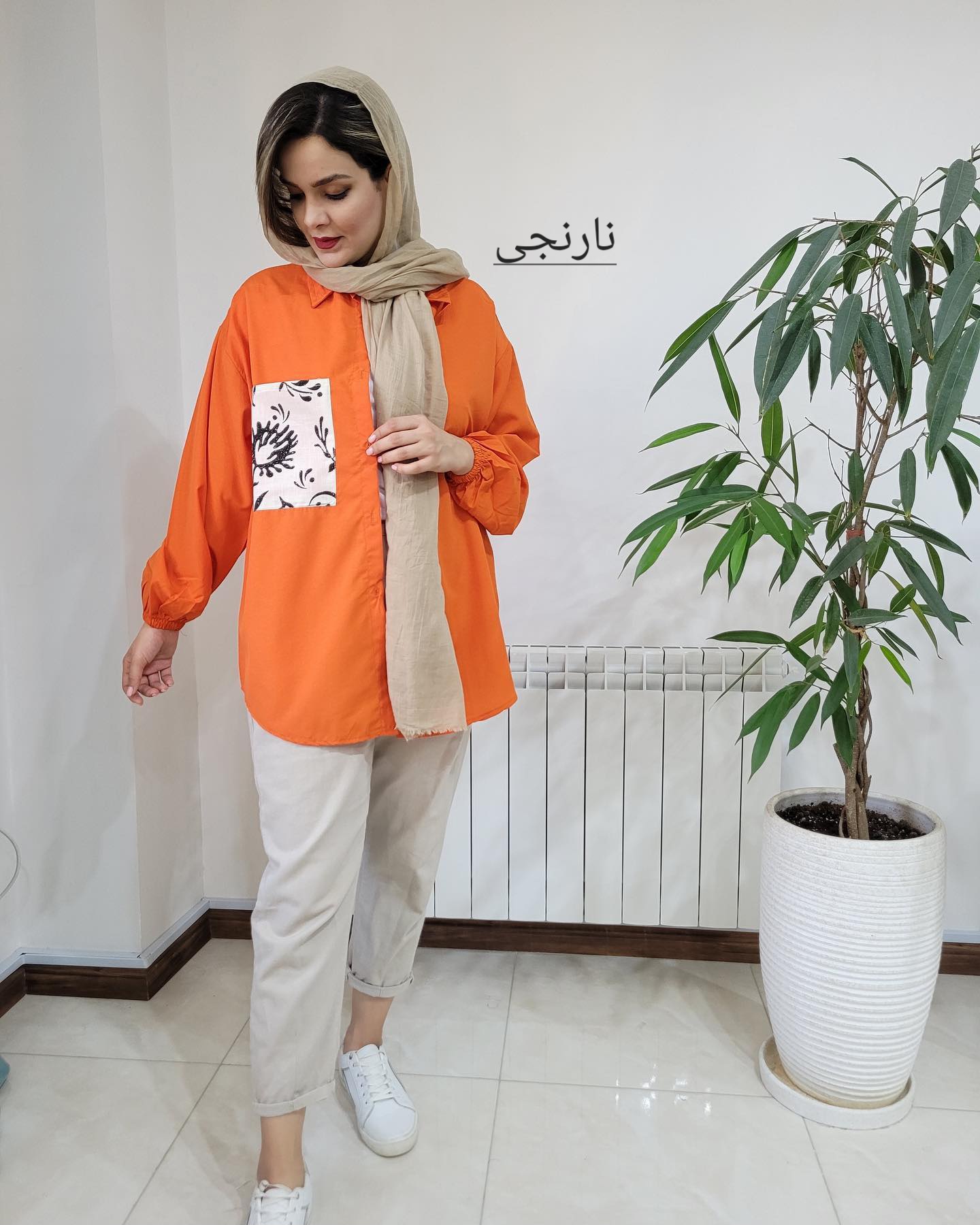 مانتو داکرون ماهسان ( دارای ایراد جزئی )