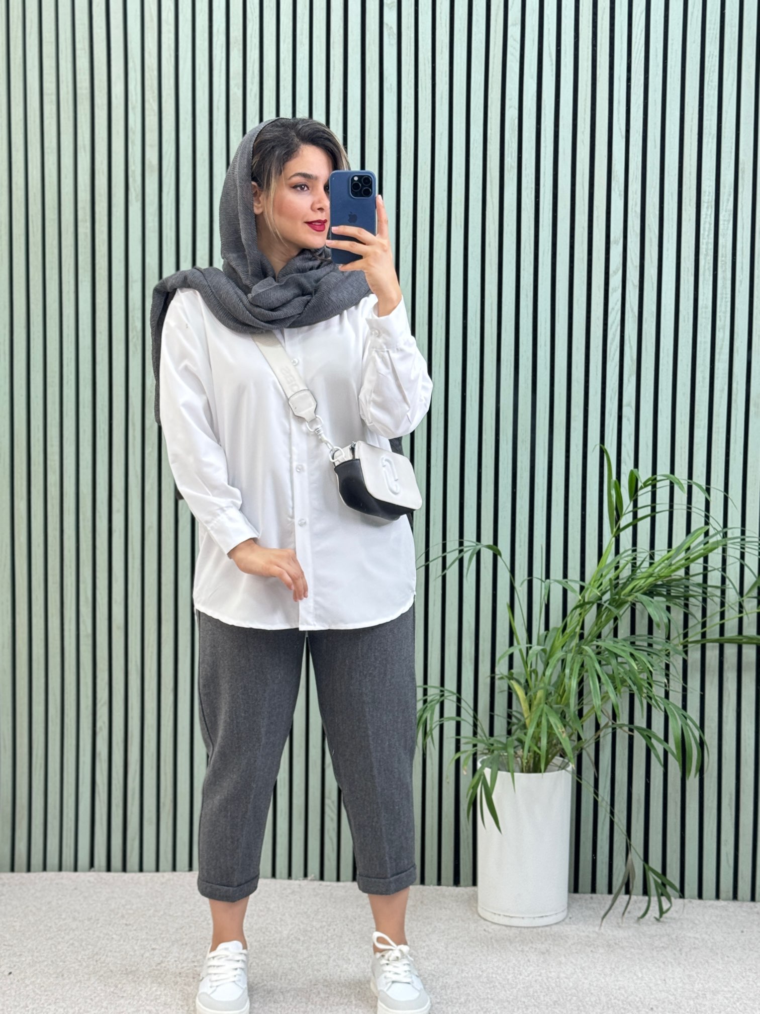 شومیز سفید لیانا ( R )